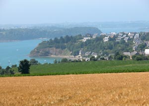 Estuaire de la Rance vu de Saint Jean des Gurets.