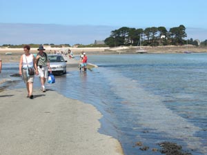 Quelques minutes plus tards, la dernire voiture...