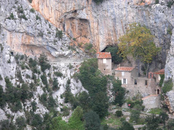 L'ermitage Saint Antoine, dans les gorges de Galamus.