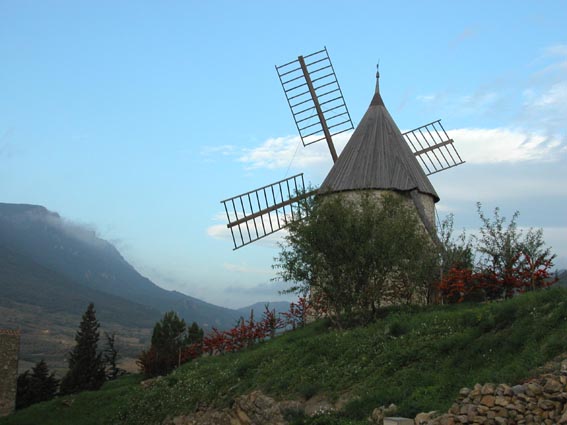 Cucugnan - Peyrepertuse - Montsgur.