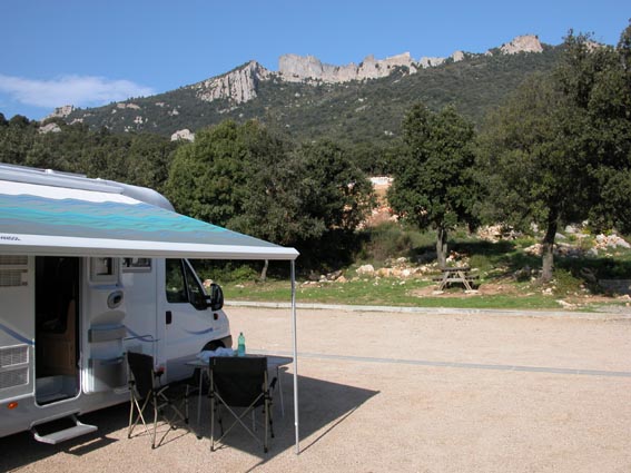 Repas  l'aire de Duilhac, avec vue sur Peyrepertuse...