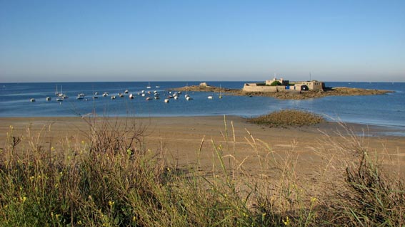 Fort Bloqu sur l'le du Kragan.