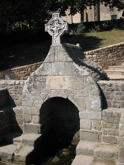 Fontaine  Saint-Cado.