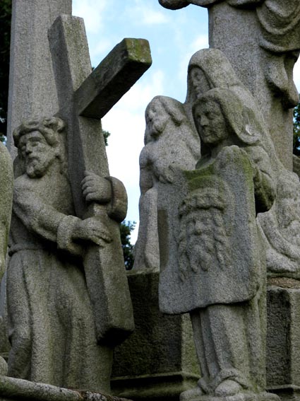 A droite du Christ, nous pouvons voir sainte vronique prsentant le voile portant la face du Christ.