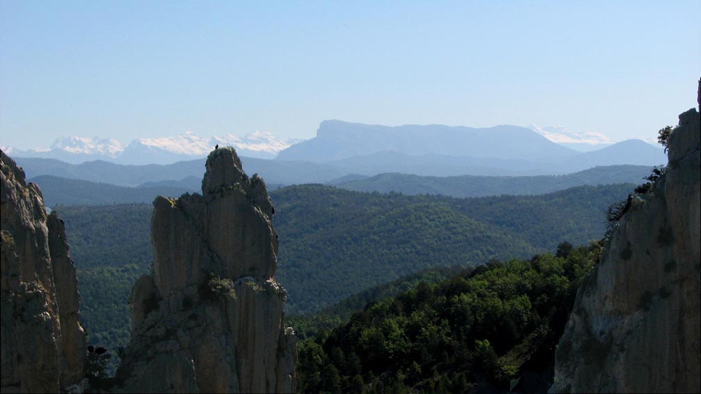 La Foz de Salinas et la Pea Orol en face de nous.
