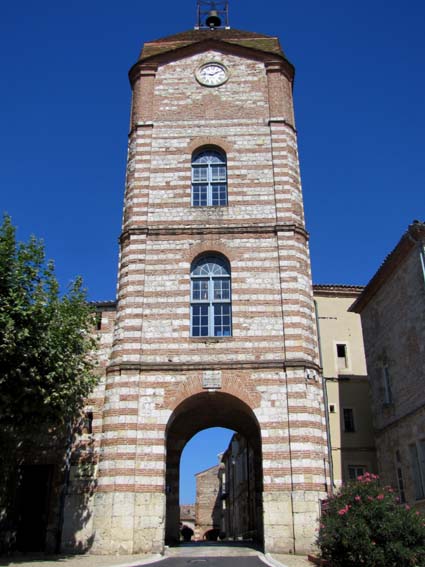 La tour de l'horloge d'Auvillar