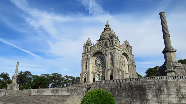 La basilique Santa Luzia de Viana do Castelo