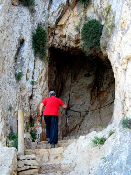 Le tunnel d'accès au Penon de Ifach