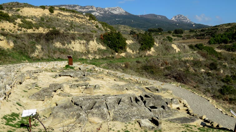 Ncropole de Santa Mara de la Piscina