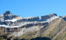 Le Casque du Marbor et la Brche de Roland.