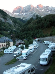 Camping-cars  Gavarnie - Coucher de soleil sur les Astazous.