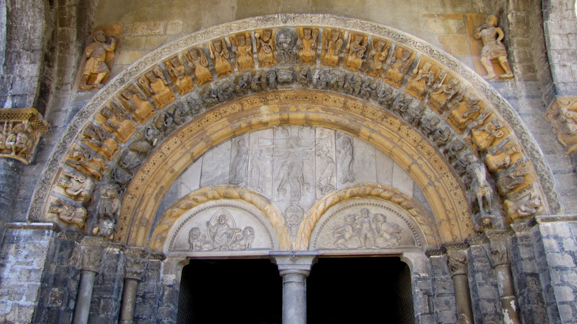 Portail de la cathédrale d'Oloron
