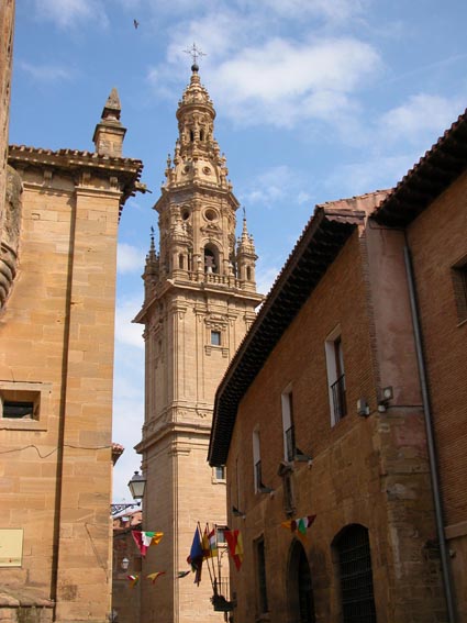 Le campanile.