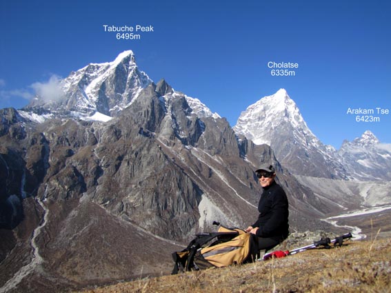 Tabuche Peak (6495m), Cholatse (6335m) et Arakam Tse (6423m)