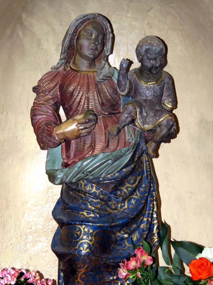 Vierge à l'enfant de l'église d'Itxassou