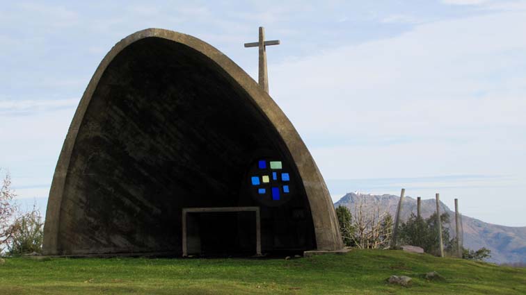 Chapelle à la mémoire du Padre Donostia