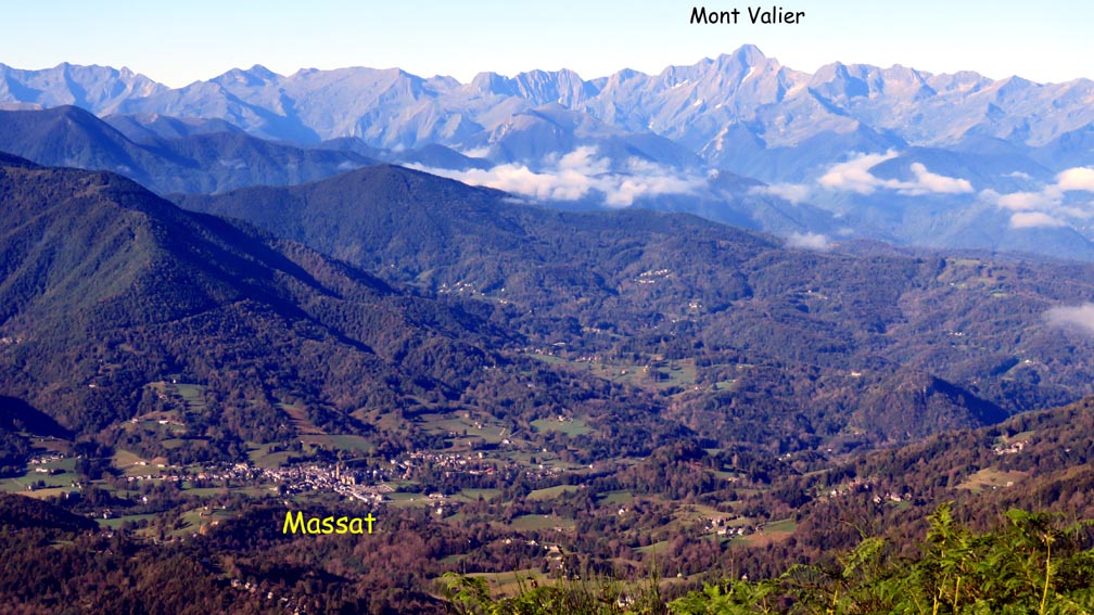 Le village de Massat et le Mont Valier