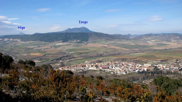 Vue sur Higa et Izaga.