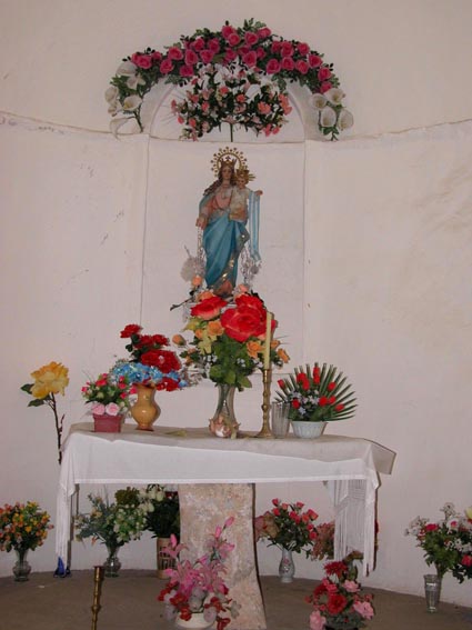 L'intrieur de l'ermitage de la Virgen de Fajanillas