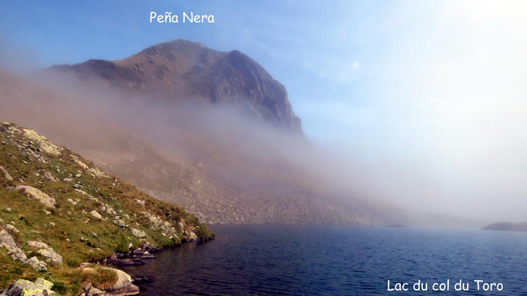 Lac du col du Toro