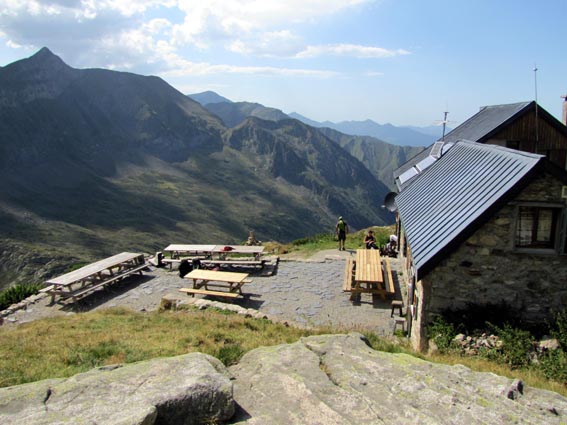 La terrasse du refuge.