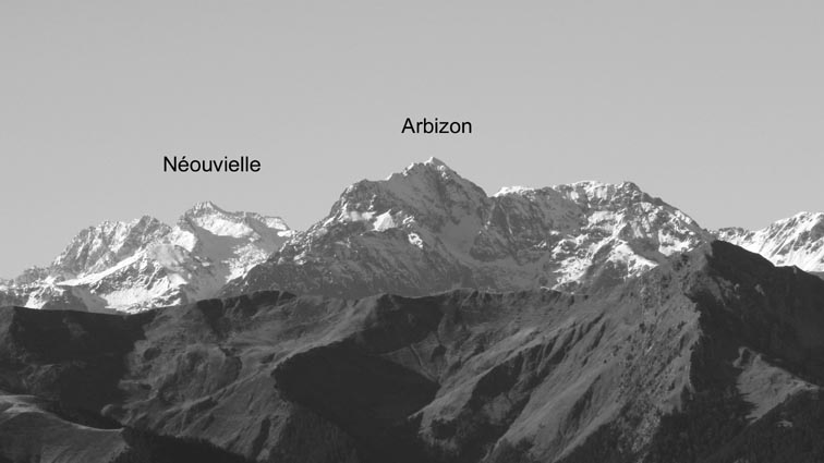 Zoom sur le Néouvielle et l'Arbizon.