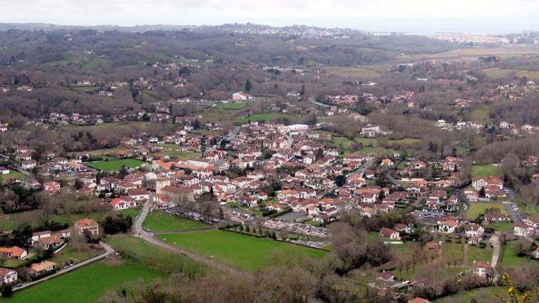 Ascain