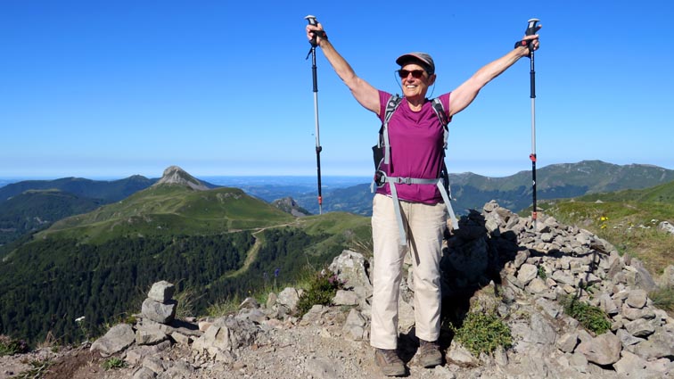 Nous atteignons le sommet du Rocher du Bec de l'Aigle