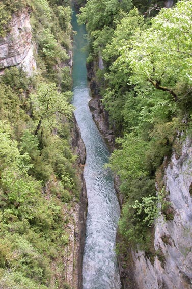La gorge sous le pont de San Urbez.
