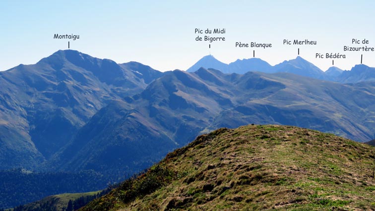 Montaigu,t Pic du Midi de Bigorre et Pic de Bizourtère