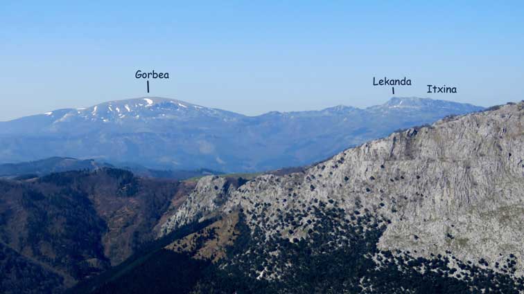 Gorbea et le massif d'Itxina