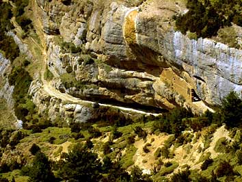 Ermitages de la Cueva et de San Cornelio.