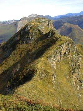 Le Cinq Monts vu du Pic de Gerbe.