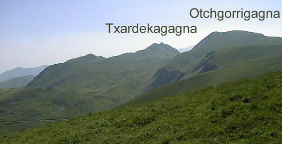 Vue sur Txardekagagna et Otchogorrigagna.